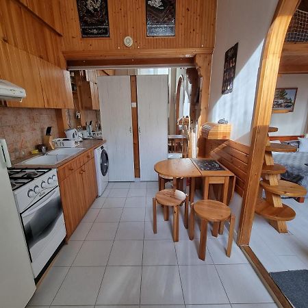 Little Cozy Apartman Miskolc Eksteriør billede
