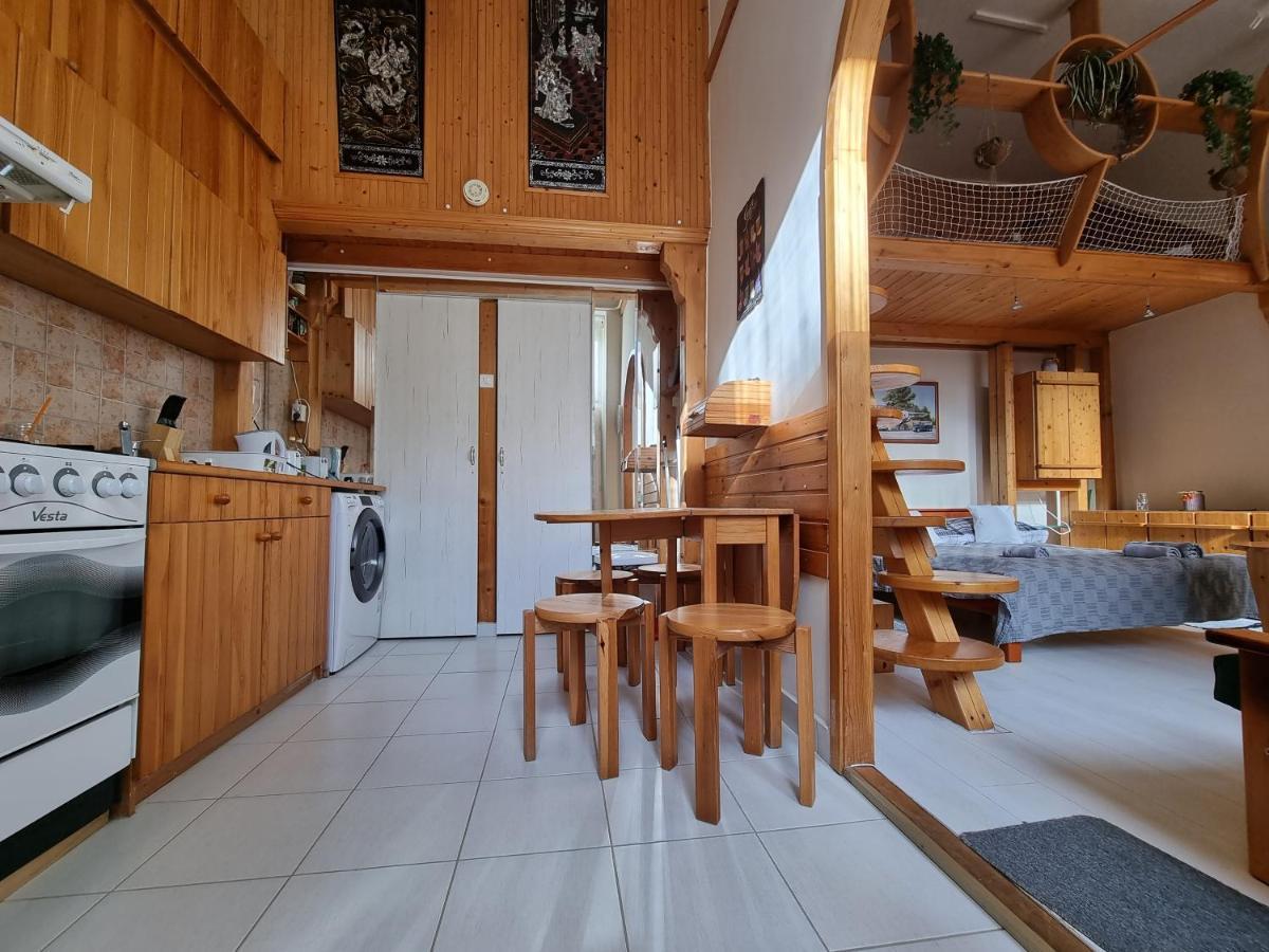 Little Cozy Apartman Miskolc Eksteriør billede