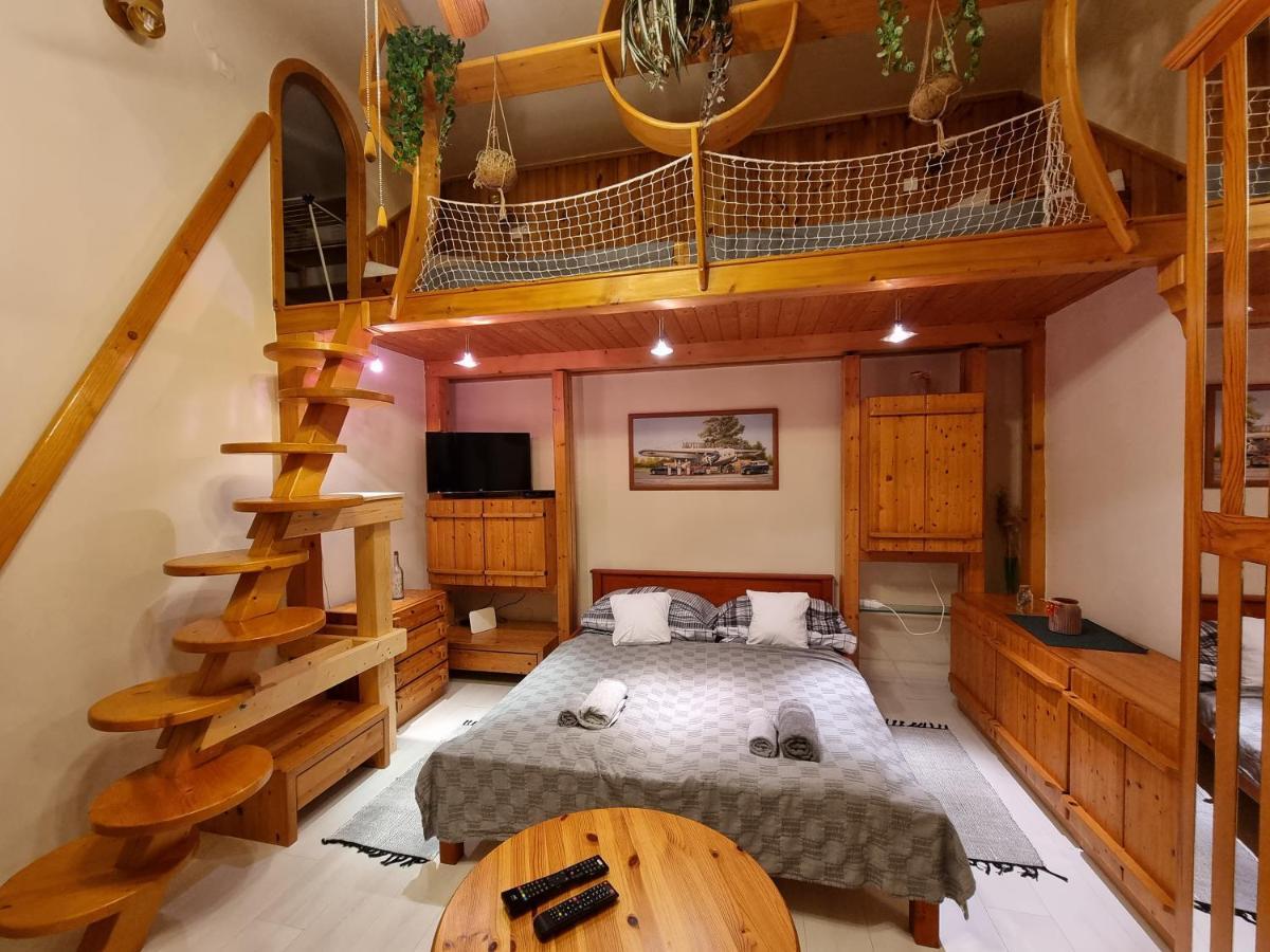 Little Cozy Apartman Miskolc Eksteriør billede