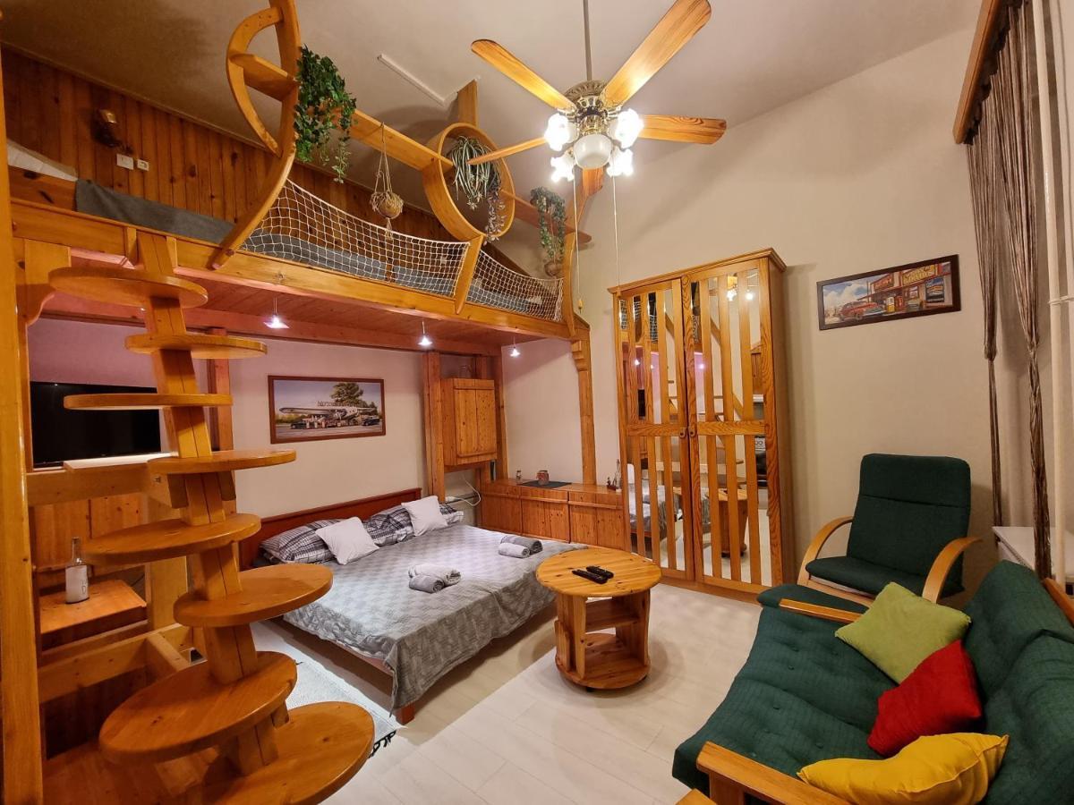 Little Cozy Apartman Miskolc Eksteriør billede